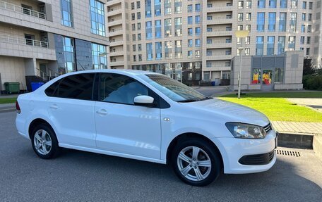 Volkswagen Polo VI (EU Market), 2012 год, 1 050 000 рублей, 1 фотография
