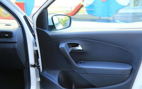 Volkswagen Polo VI (EU Market), 2012 год, 1 050 000 рублей, 21 фотография