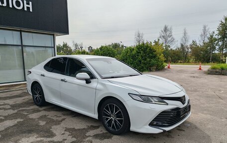 Toyota Camry, 2020 год, 2 749 000 рублей, 3 фотография