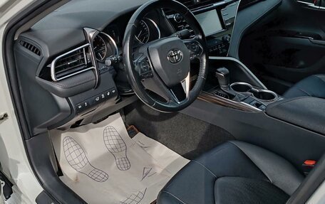 Toyota Camry, 2020 год, 2 749 000 рублей, 9 фотография