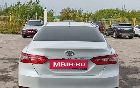 Toyota Camry, 2020 год, 2 749 000 рублей, 6 фотография