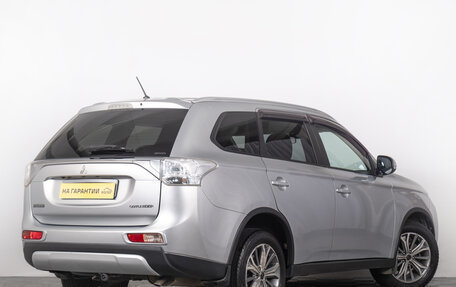Mitsubishi Outlander III рестайлинг 3, 2014 год, 1 929 000 рублей, 7 фотография