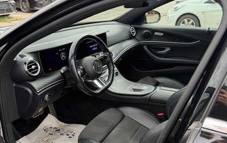Mercedes-Benz E-Класс, 2020 год, 4 200 000 рублей, 5 фотография