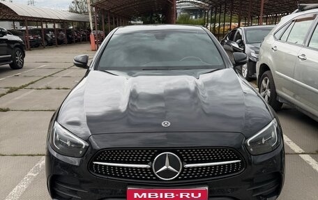 Mercedes-Benz E-Класс, 2020 год, 4 200 000 рублей, 1 фотография