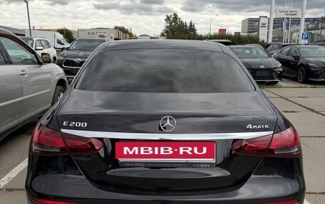 Mercedes-Benz E-Класс, 2020 год, 4 200 000 рублей, 3 фотография