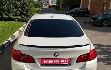 BMW 5 серия, 2014 год, 1 800 000 рублей, 3 фотография