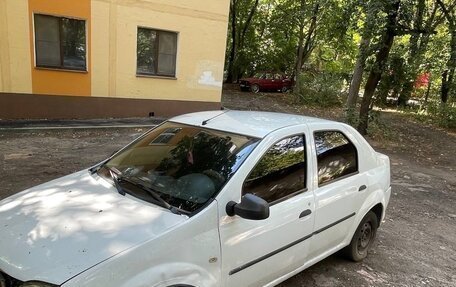 Renault Logan I, 2011 год, 110 000 рублей, 2 фотография