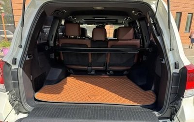 Toyota Land Cruiser 200, 2017 год, 6 100 000 рублей, 1 фотография