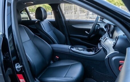 Mercedes-Benz E-Класс, 2020 год, 1 899 000 рублей, 8 фотография