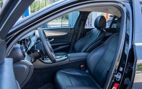 Mercedes-Benz E-Класс, 2020 год, 1 899 000 рублей, 10 фотография