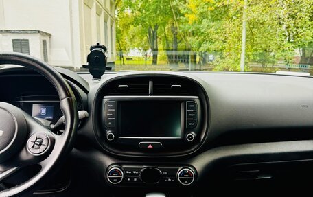 KIA Soul III, 2022 год, 2 420 000 рублей, 17 фотография