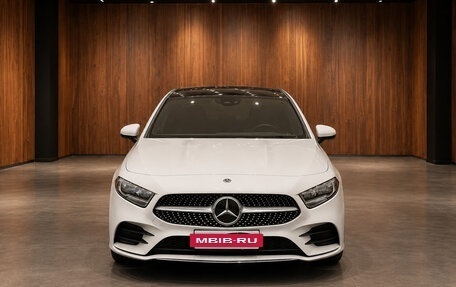 Mercedes-Benz A-Класс, 2022 год, 2 309 492 рублей, 2 фотография