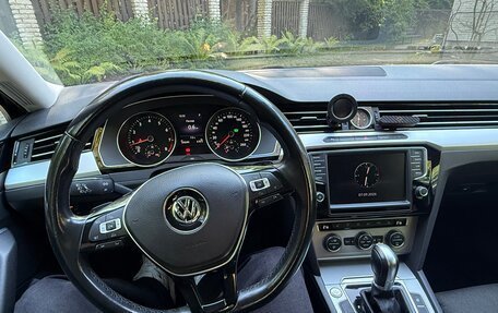 Volkswagen Passat B8 рестайлинг, 2017 год, 1 650 000 рублей, 20 фотография