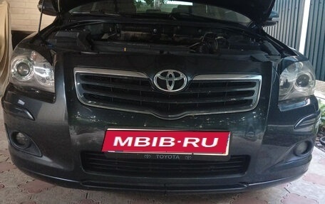 Toyota Avensis III рестайлинг, 2007 год, 850 000 рублей, 1 фотография