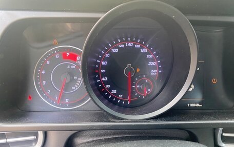 Hyundai Elantra, 2022 год, 1 530 000 рублей, 6 фотография