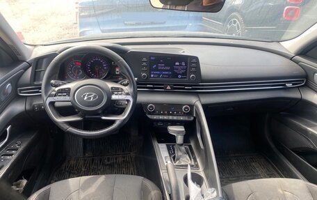 Hyundai Elantra, 2022 год, 1 530 000 рублей, 8 фотография