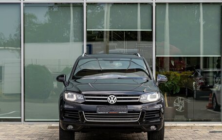 Volkswagen Touareg III, 2014 год, 1 965 000 рублей, 2 фотография