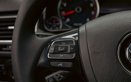 Volkswagen Touareg III, 2014 год, 1 965 000 рублей, 21 фотография