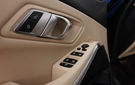 BMW 3 серия, 2020 год, 2 549 077 рублей, 18 фотография