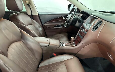 Infiniti QX50 I рестайлинг, 2015 год, 1 797 000 рублей, 9 фотография