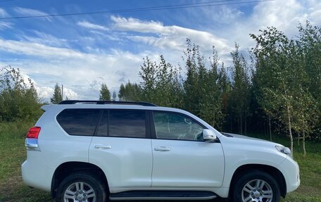 Toyota Land Cruiser Prado 150 рестайлинг 2, 2010 год, 2 490 000 рублей, 4 фотография
