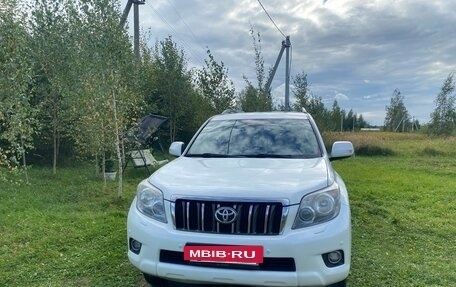 Toyota Land Cruiser Prado 150 рестайлинг 2, 2010 год, 2 490 000 рублей, 2 фотография