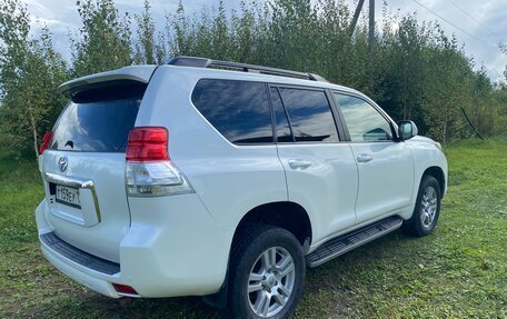 Toyota Land Cruiser Prado 150 рестайлинг 2, 2010 год, 2 490 000 рублей, 5 фотография