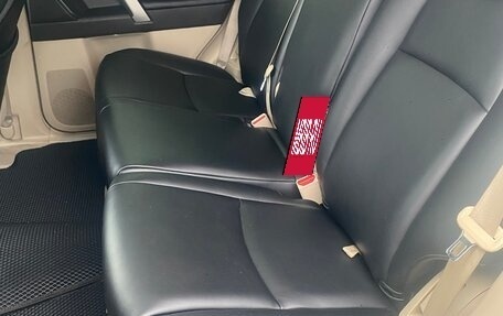 Toyota Land Cruiser Prado 150 рестайлинг 2, 2010 год, 2 490 000 рублей, 13 фотография