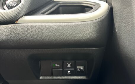 Honda Fit, 2021 год, 1 200 000 рублей, 15 фотография