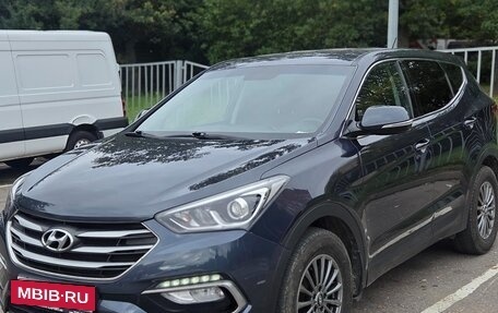 Hyundai Santa Fe III рестайлинг, 2016 год, 1 690 000 рублей, 3 фотография