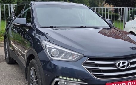 Hyundai Santa Fe III рестайлинг, 2016 год, 1 690 000 рублей, 2 фотография