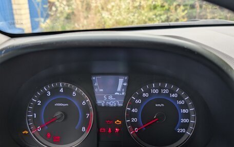 Hyundai Solaris II рестайлинг, 2012 год, 550 000 рублей, 7 фотография