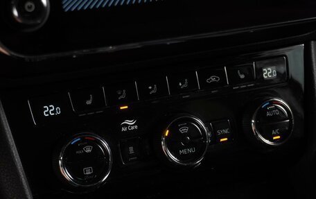 Skoda Superb III рестайлинг, 2019 год, 2 309 000 рублей, 21 фотография
