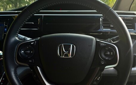 Honda Stepwgn IV, 2019 год, 2 430 000 рублей, 17 фотография