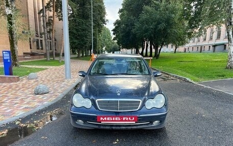 Mercedes-Benz C-Класс, 2001 год, 389 999 рублей, 2 фотография