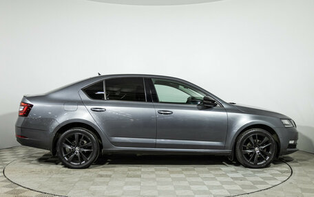 Skoda Octavia, 2017 год, 1 975 000 рублей, 4 фотография