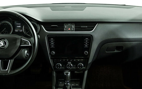 Skoda Octavia, 2017 год, 1 975 000 рублей, 14 фотография