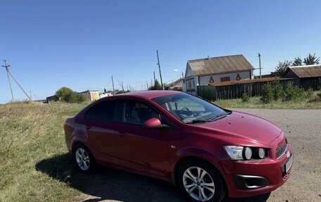 Chevrolet Aveo III, 2014 год, 500 000 рублей, 3 фотография