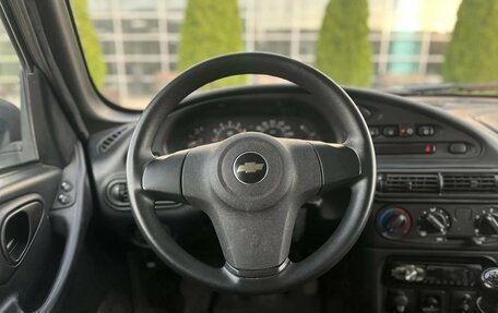 Chevrolet Niva I рестайлинг, 2017 год, 660 000 рублей, 8 фотография