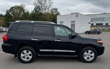 Toyota Land Cruiser 200, 2015 год, 4 000 000 рублей, 3 фотография