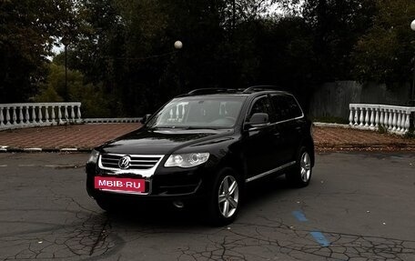 Volkswagen Touareg III, 2009 год, 1 600 000 рублей, 2 фотография