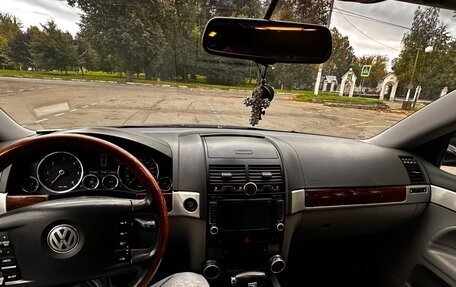 Volkswagen Touareg III, 2009 год, 1 600 000 рублей, 13 фотография