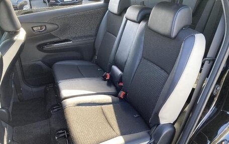 Toyota Wish II, 2017 год, 1 545 000 рублей, 19 фотография