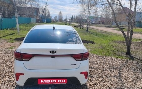KIA Rio IV, 2018 год, 1 350 000 рублей, 6 фотография