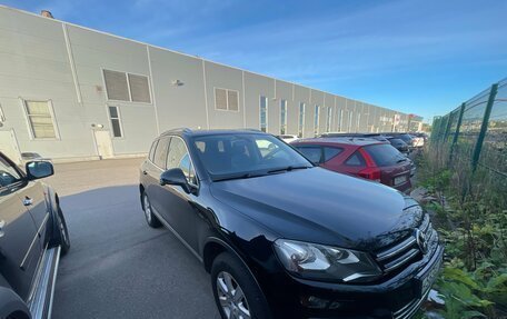 Volkswagen Touareg III, 2012 год, 1 590 000 рублей, 1 фотография