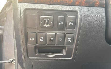 Toyota Land Cruiser 200, 2015 год, 4 500 000 рублей, 5 фотография