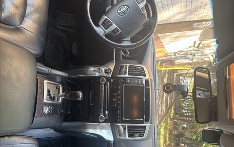 Toyota Land Cruiser 200, 2015 год, 4 500 000 рублей, 6 фотография