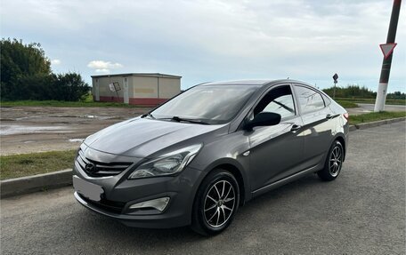 Hyundai Solaris II рестайлинг, 2016 год, 790 000 рублей, 1 фотография