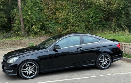 Mercedes-Benz C-Класс, 2014 год, 1 000 000 рублей, 4 фотография