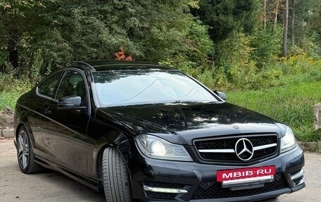 Mercedes-Benz C-Класс, 2014 год, 1 000 000 рублей, 2 фотография
